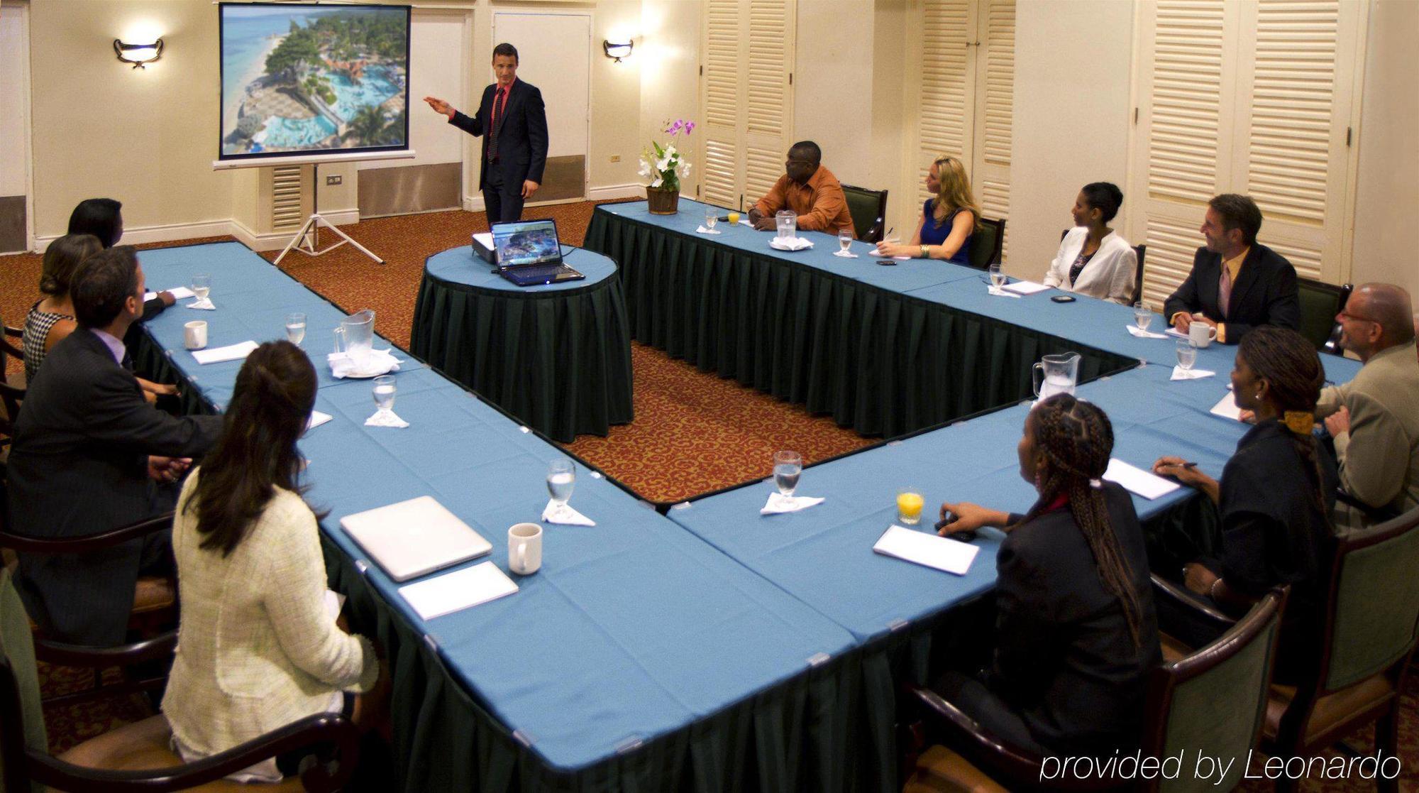 Jewel Dunn's River Beach & Spa, Ocho Rios,curio Collection By Hilton Hotel 4*