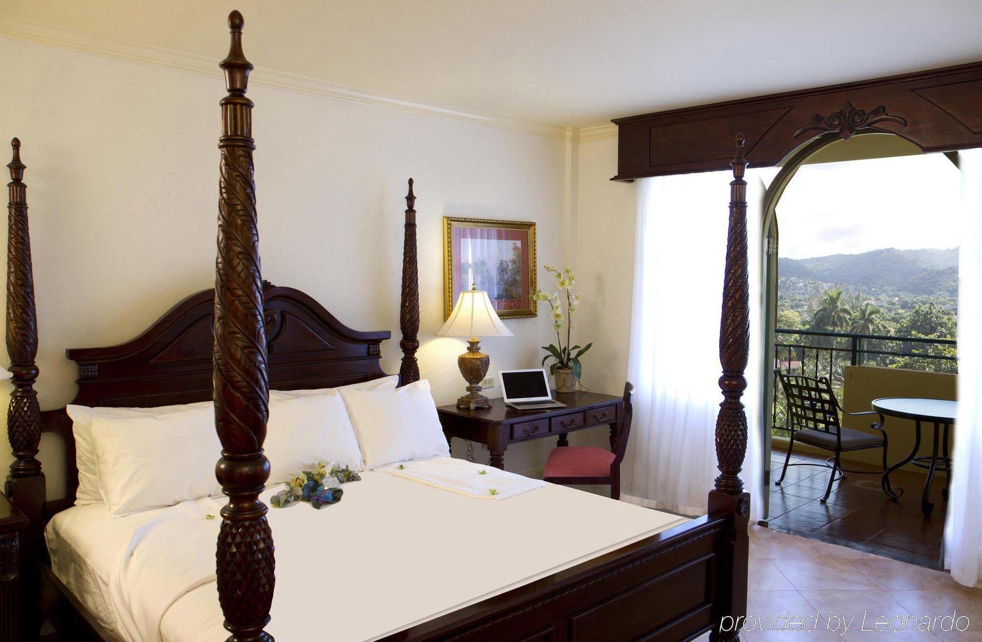 Jewel Dunn's River Beach & Spa, Ocho Rios,curio Collection By Hilton Hotel 4*