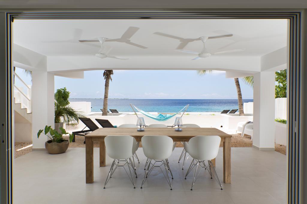One Ocean Boutique & Bonaire