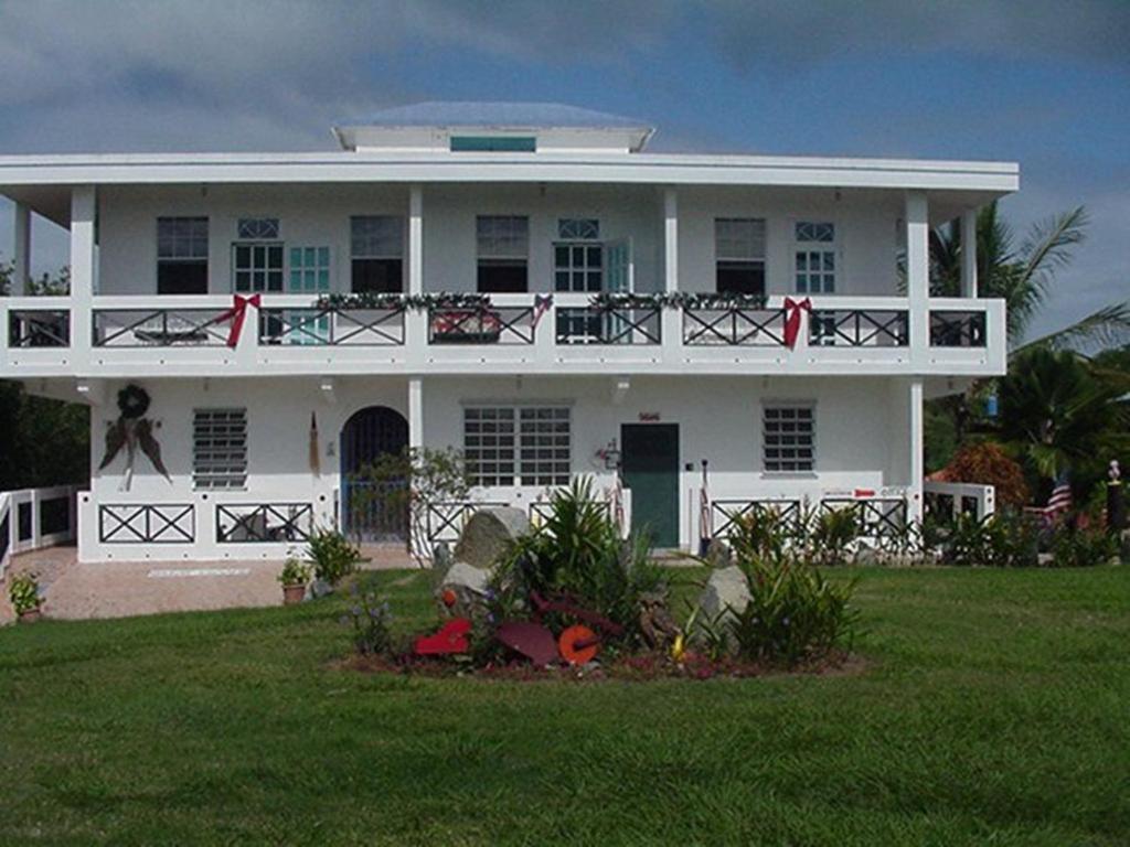 Great Escape And Breakfast Vieques