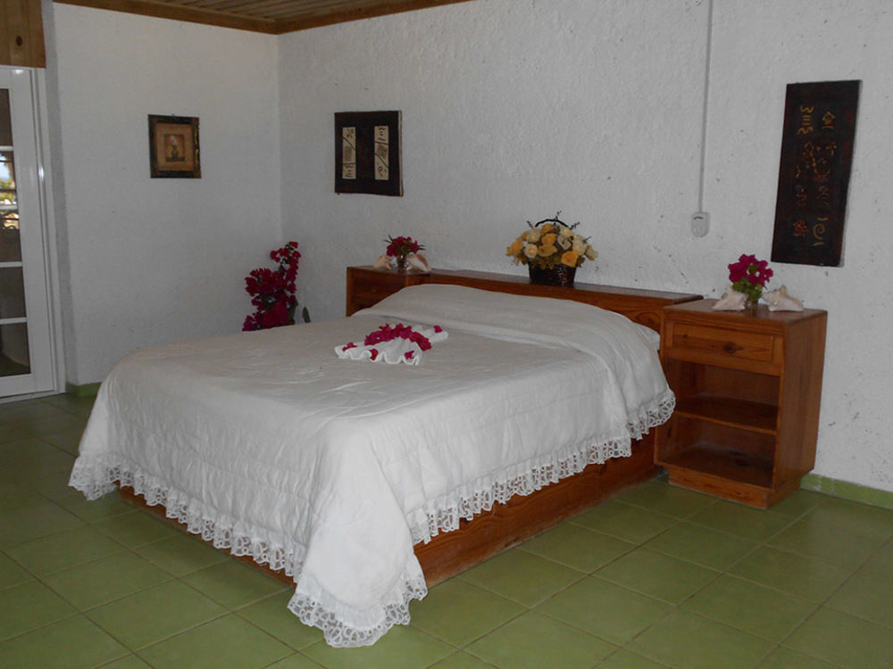 El Quemaito - Luxury Oceanfront Retreat Hotel 3*