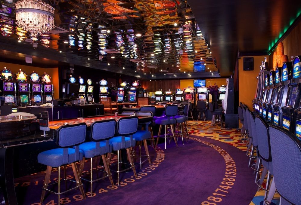 Trupial & Casino Hotel Willemstad