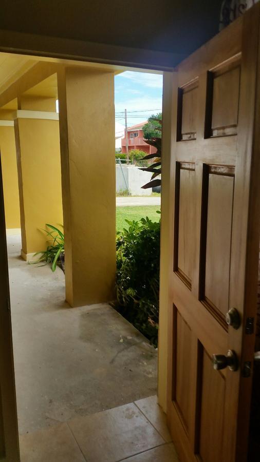 Personal Touch 1 Apartment *
