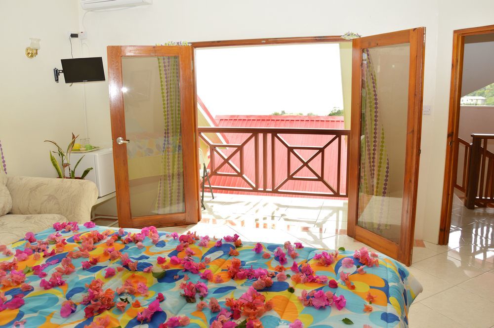 Pensão Tropical Paradise View 3*