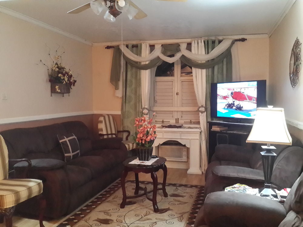 Private Two Bedroom A31 Sandcastle Apartment