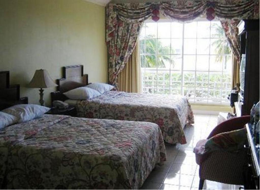 Hotel On The