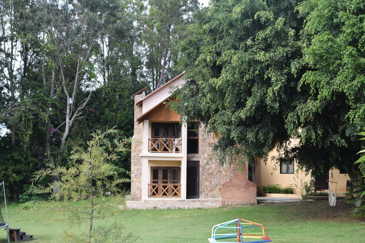 Rancho & De La Montana Hotel