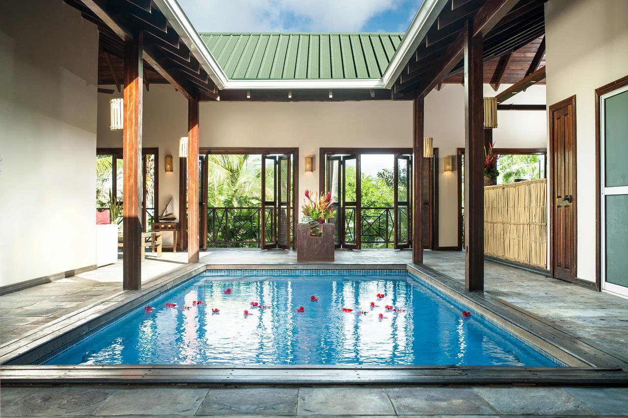 Le Phare Bleu Villa St. George's