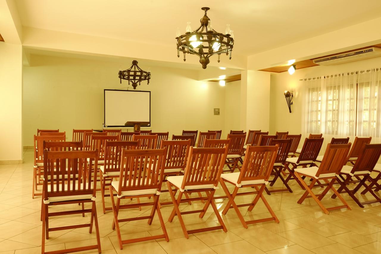 Hotel Gran Jimenoa 4*