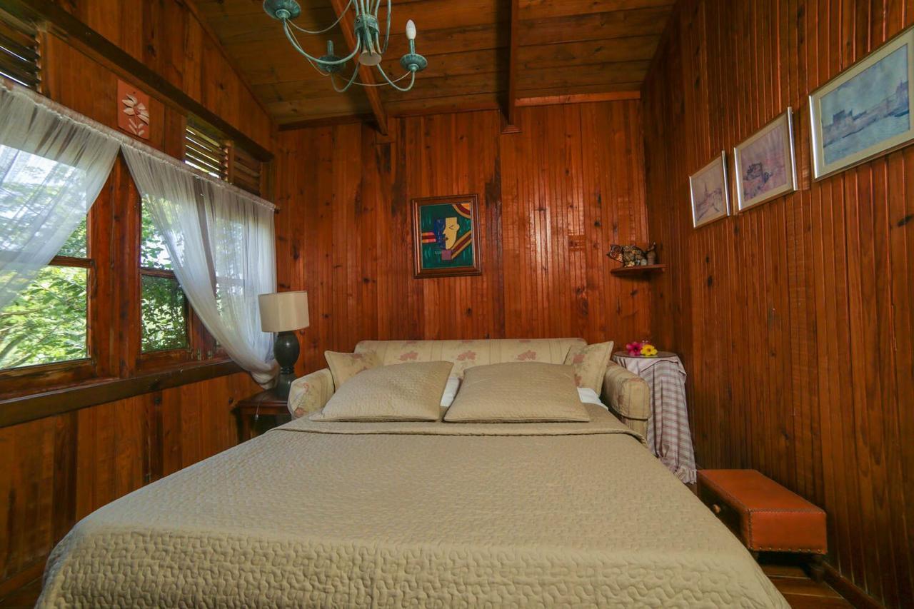 Hotel Rancho Olivier 3*