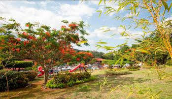 River Club & Hotel 3*