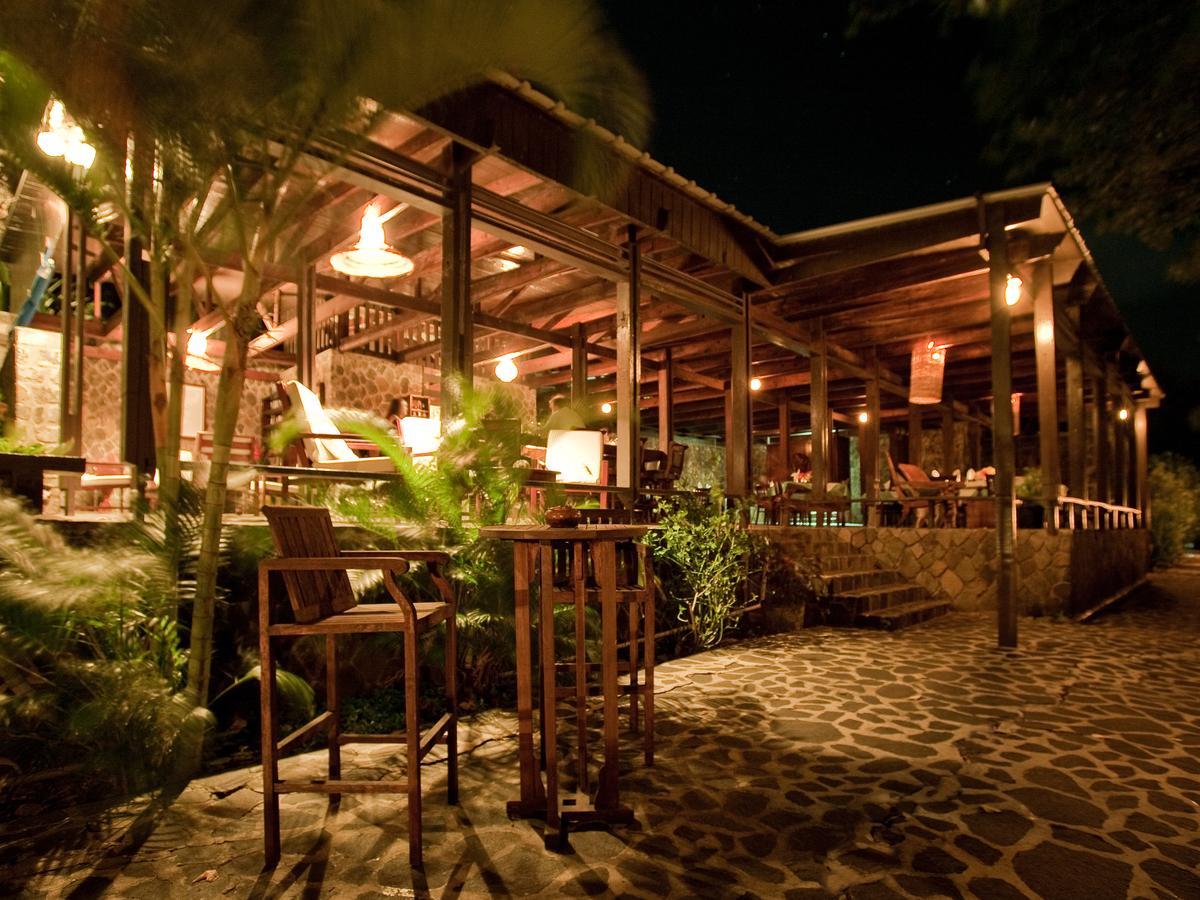 Firefly Estate Bequia Crescent Beach