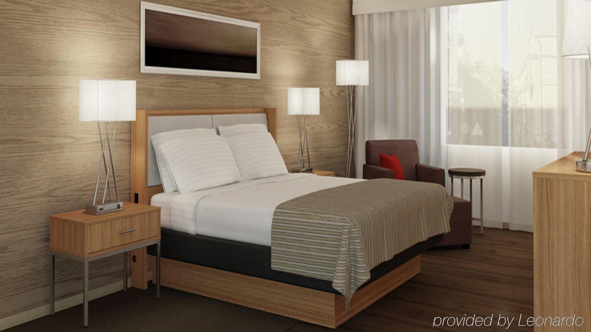 Express & By Ihg Hotel