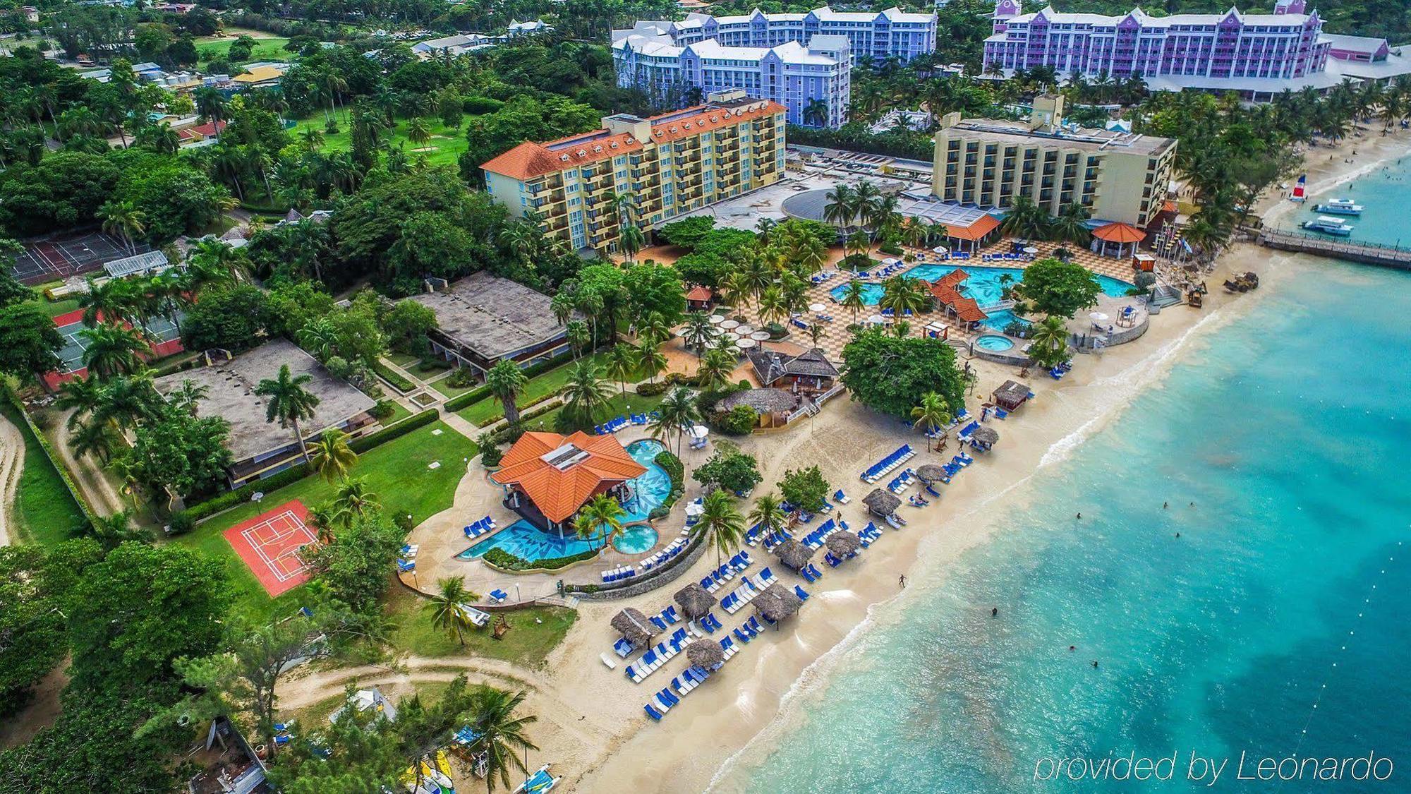 Jewel Dunn's River Beach & Spa, Ocho Rios,curio Collection By Hilton 4*
