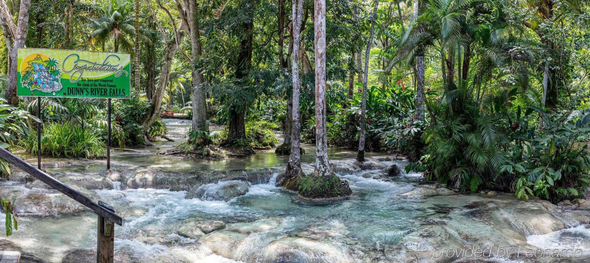 Jewel Dunn's River Beach & Spa, Ocho Rios,curio Collection By Hilton 4* Mammee Bay