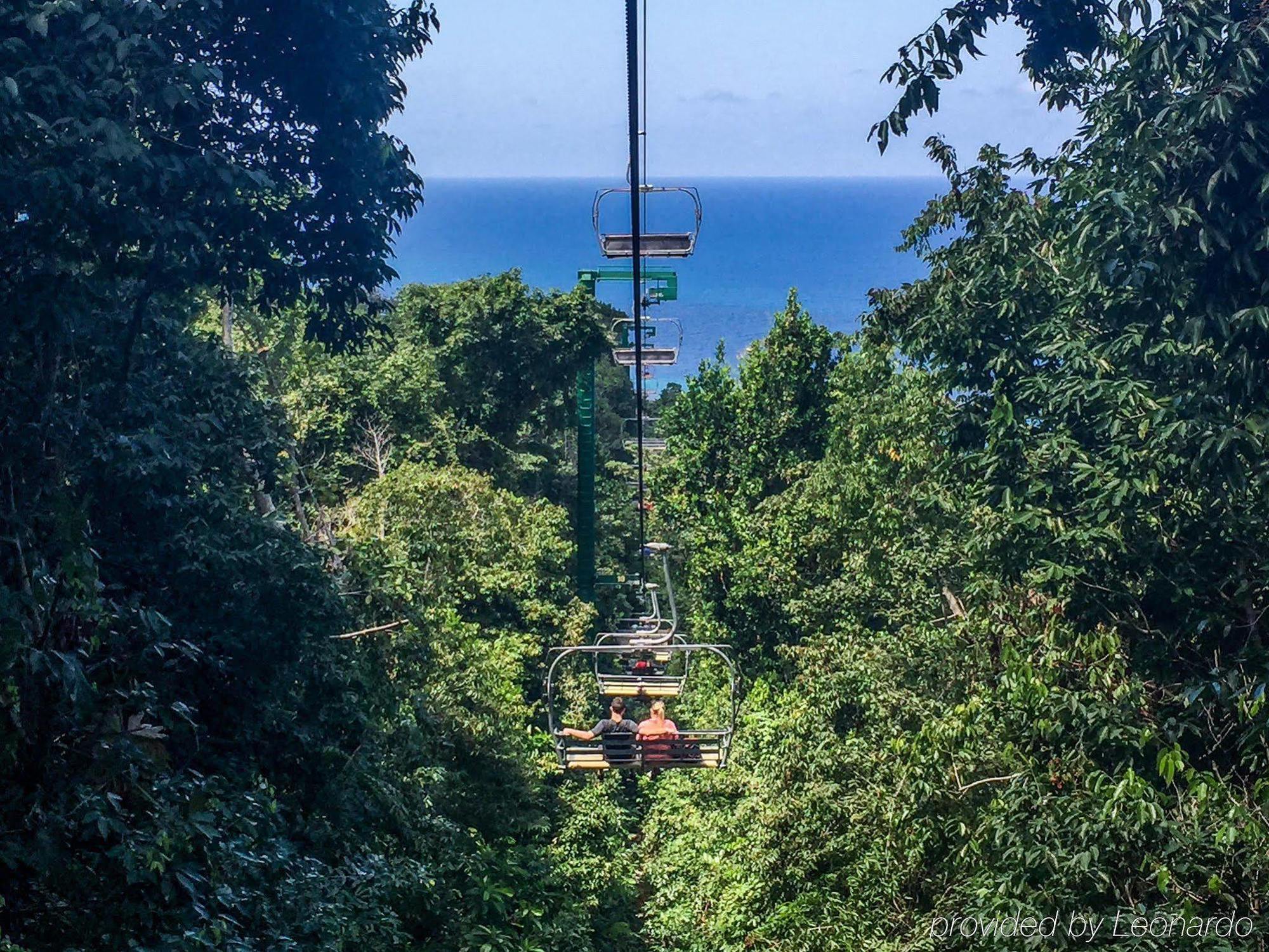 Jewel Dunn's River Beach & Spa, Ocho Rios,curio Collection By Hilton 4* Mammee Bay