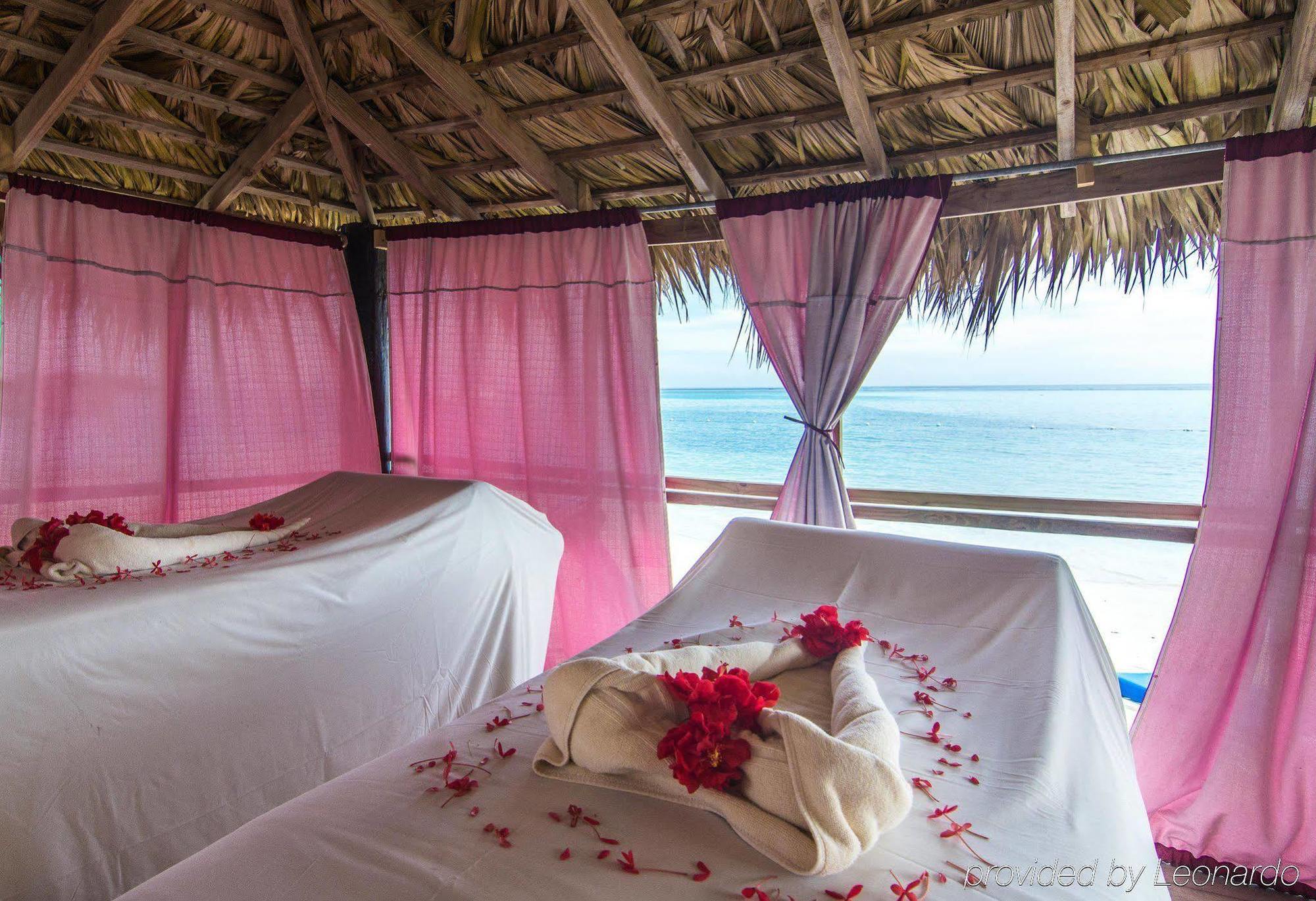 Jewel Dunn's River Beach & Spa, Ocho Rios,curio Collection By Hilton 4*