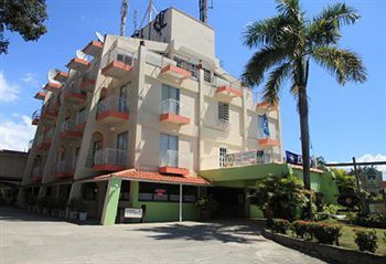 Perichi's 2* Cabo Rojo