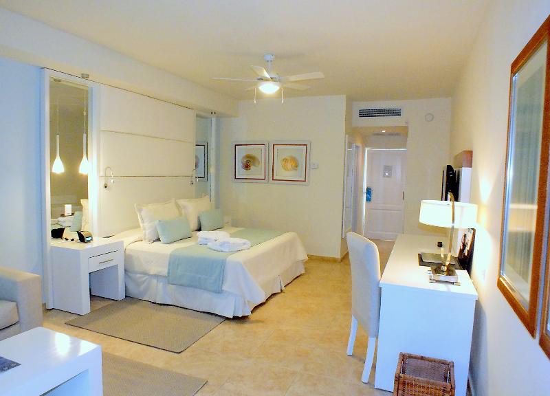 Ocean Blue And Sand Hotel