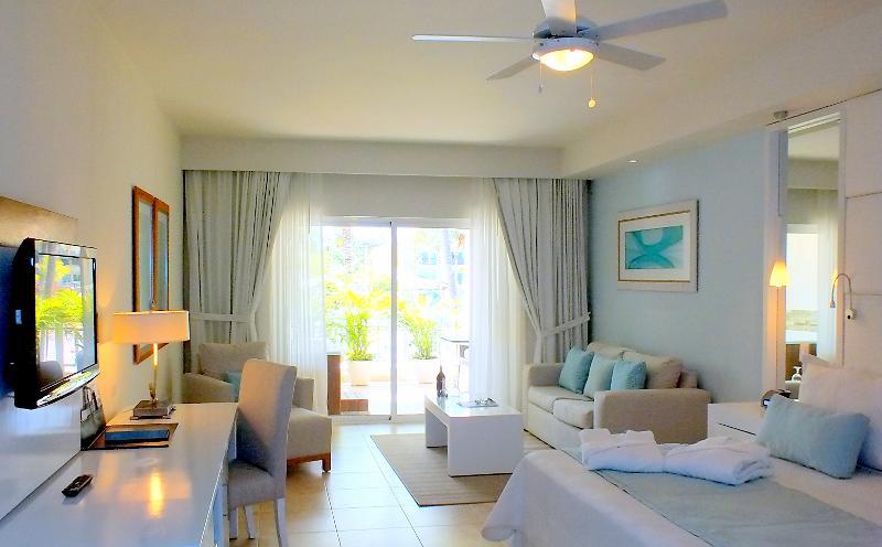 Ocean Blue And Sand 4*
