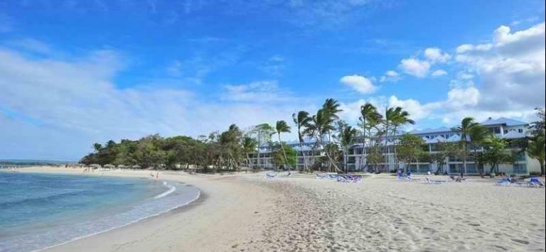 Resort Grand Paradise Playa Dorada 4*