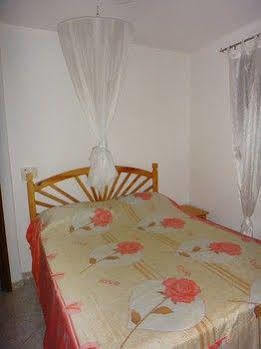 Hotel La Cortesana Residencial 2*