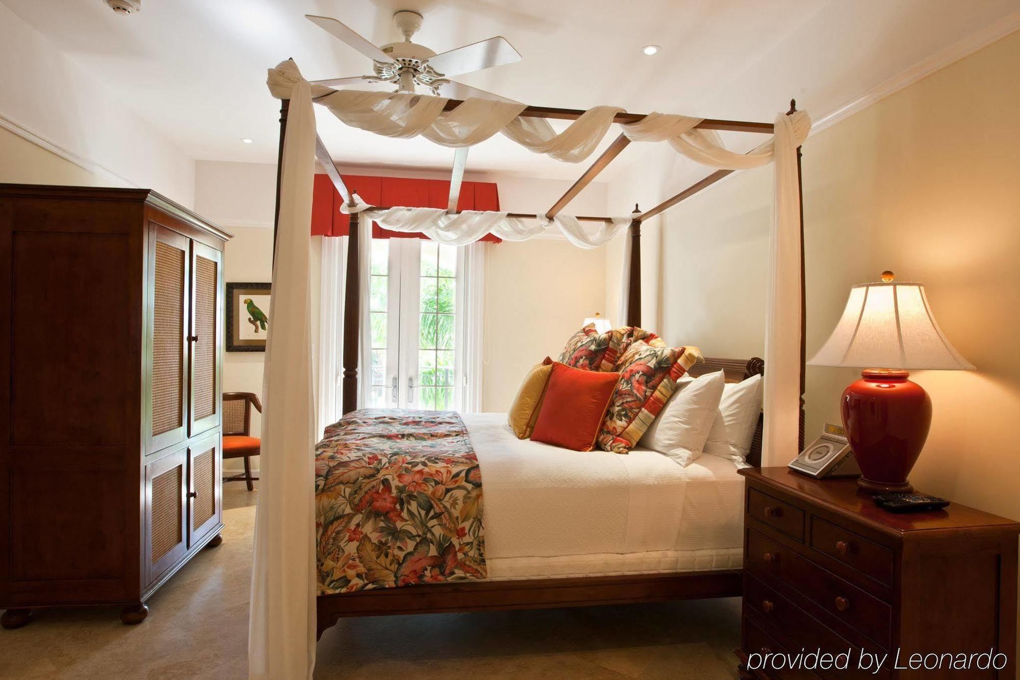 The Regent Grand 5* Grace Bay