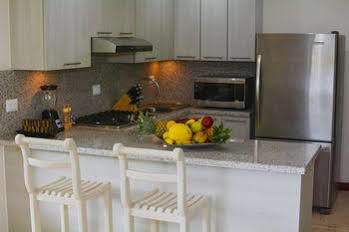 Hotel El Portillo Residences *