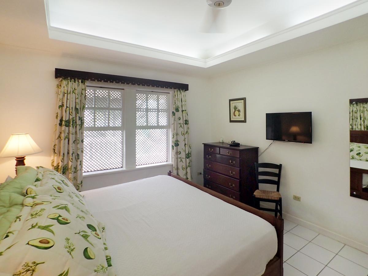 Villa Sea Spray 50 Steps To The Sea Three Bedroom *
