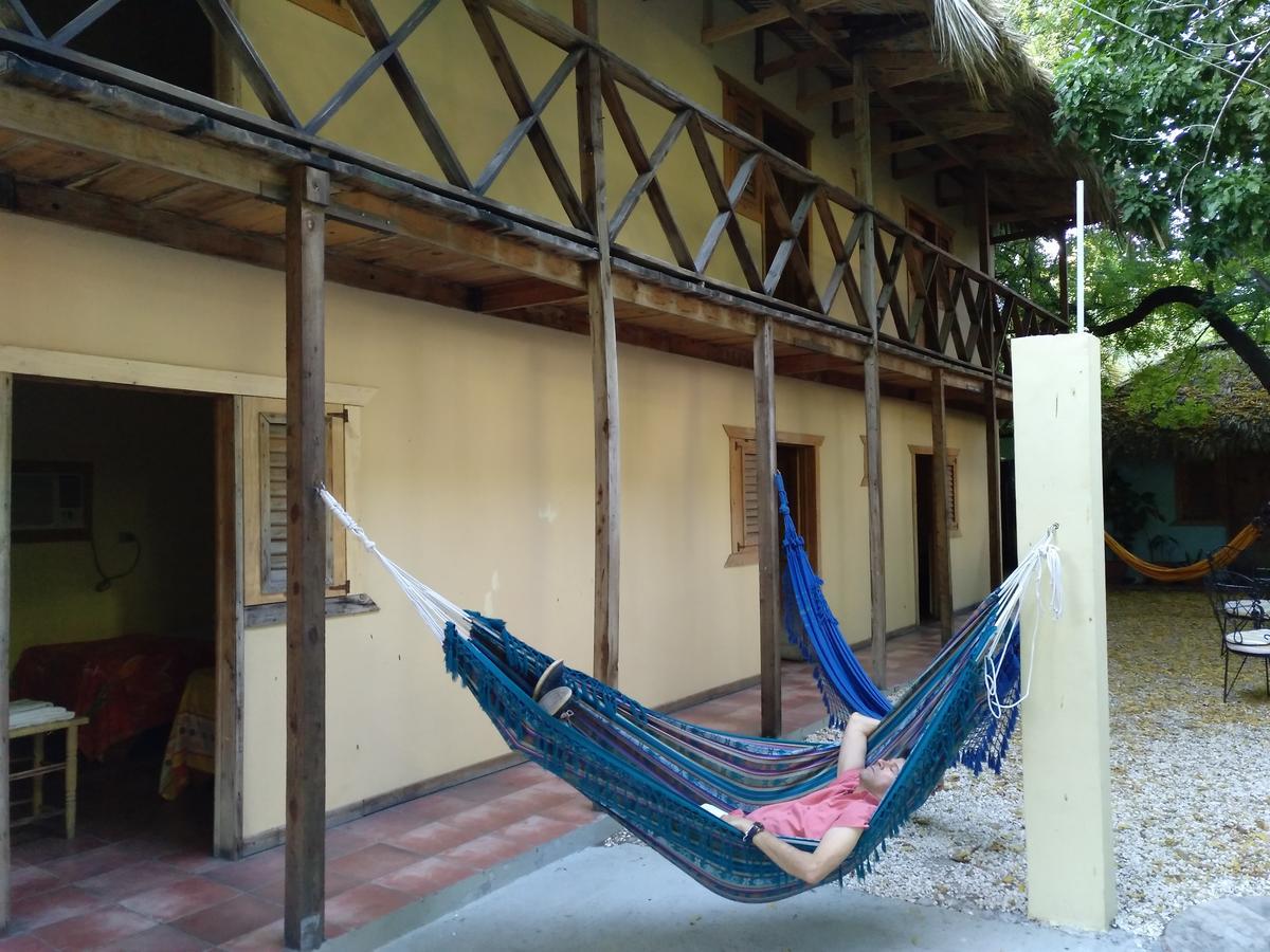Loro Tuerto Hotel Barahona