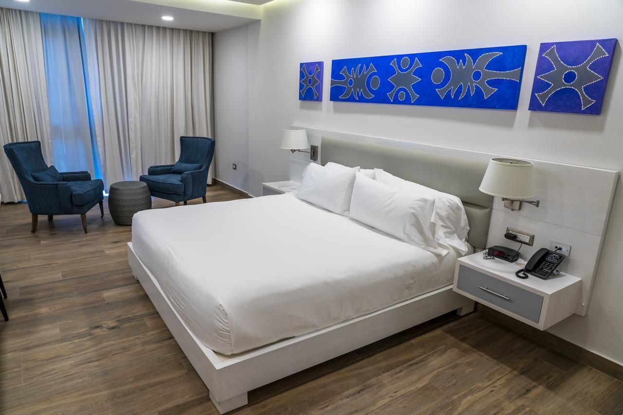 Hotel Satama 4*