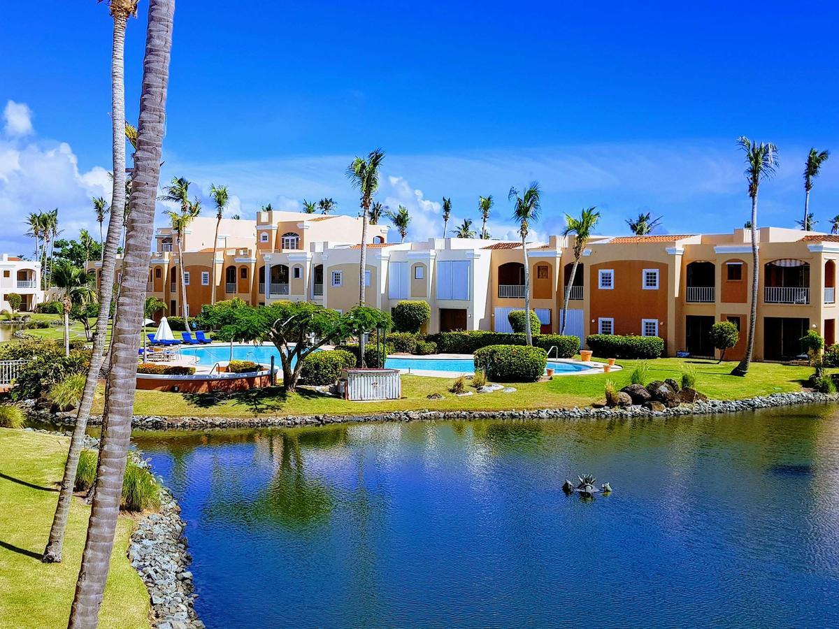 Rustica Beach House * Humacao