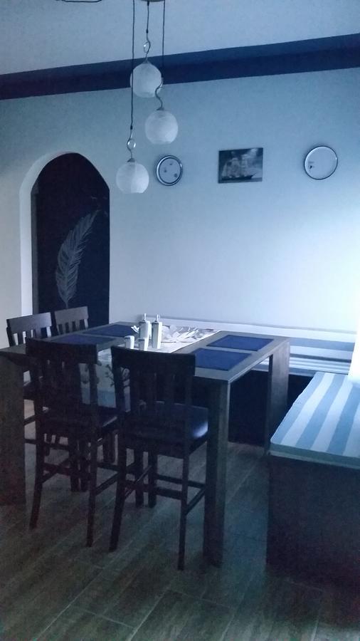 Bailey's Bed & Breakfast 2*