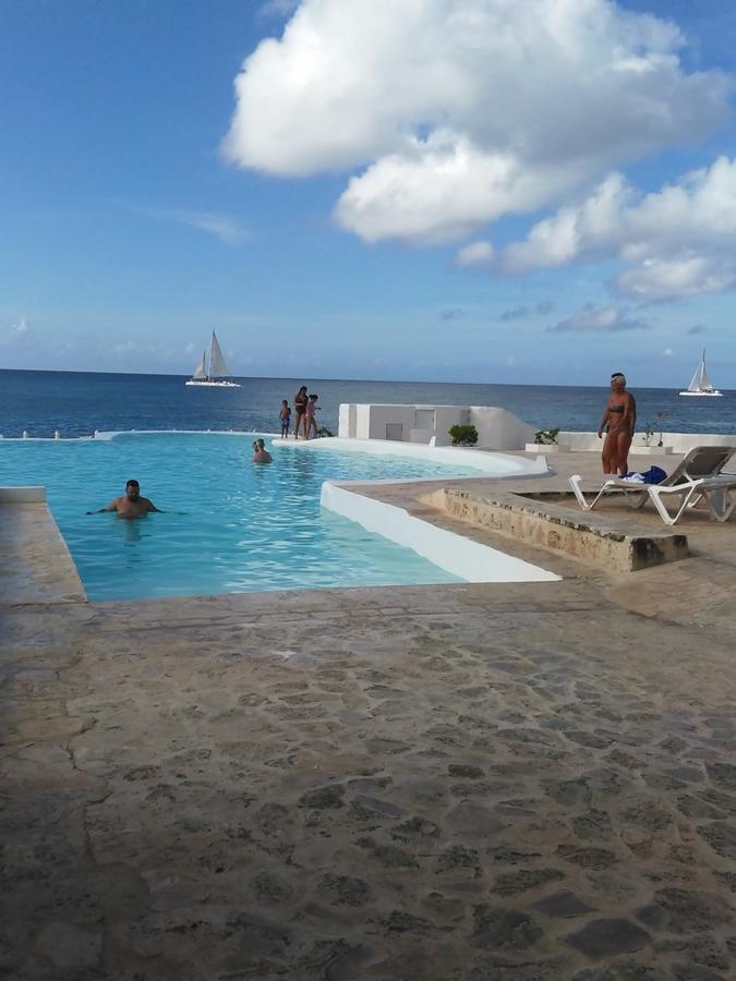 En Sol Dominicus Solo Adultos *