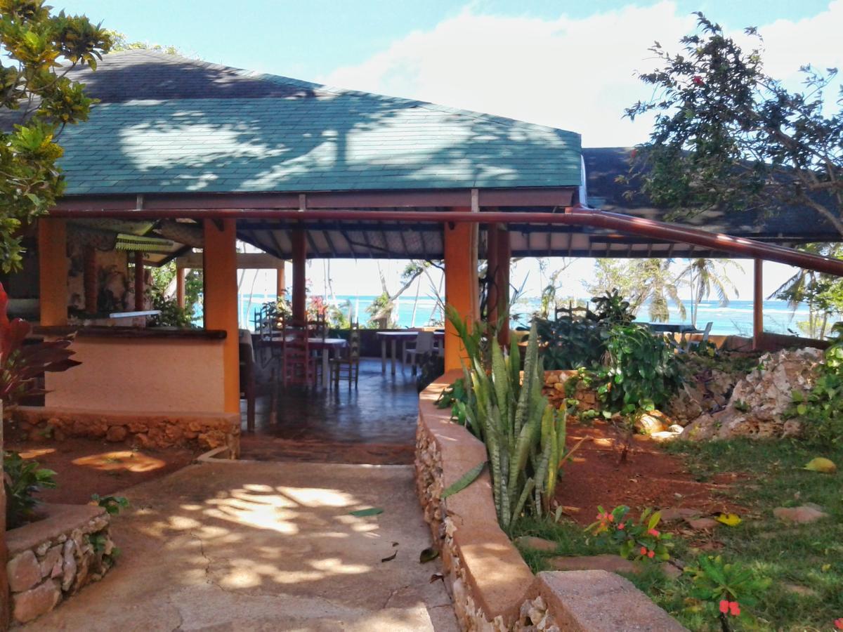 El Marinique Hotel 2*