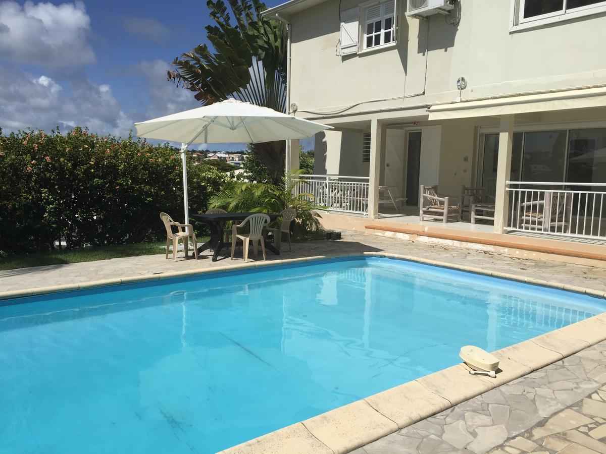 Location Dampierre Apartamento *