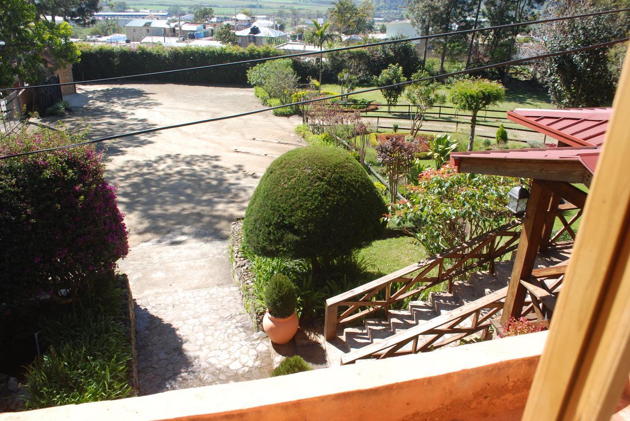 Hotel Rancho & De La Montana 3*