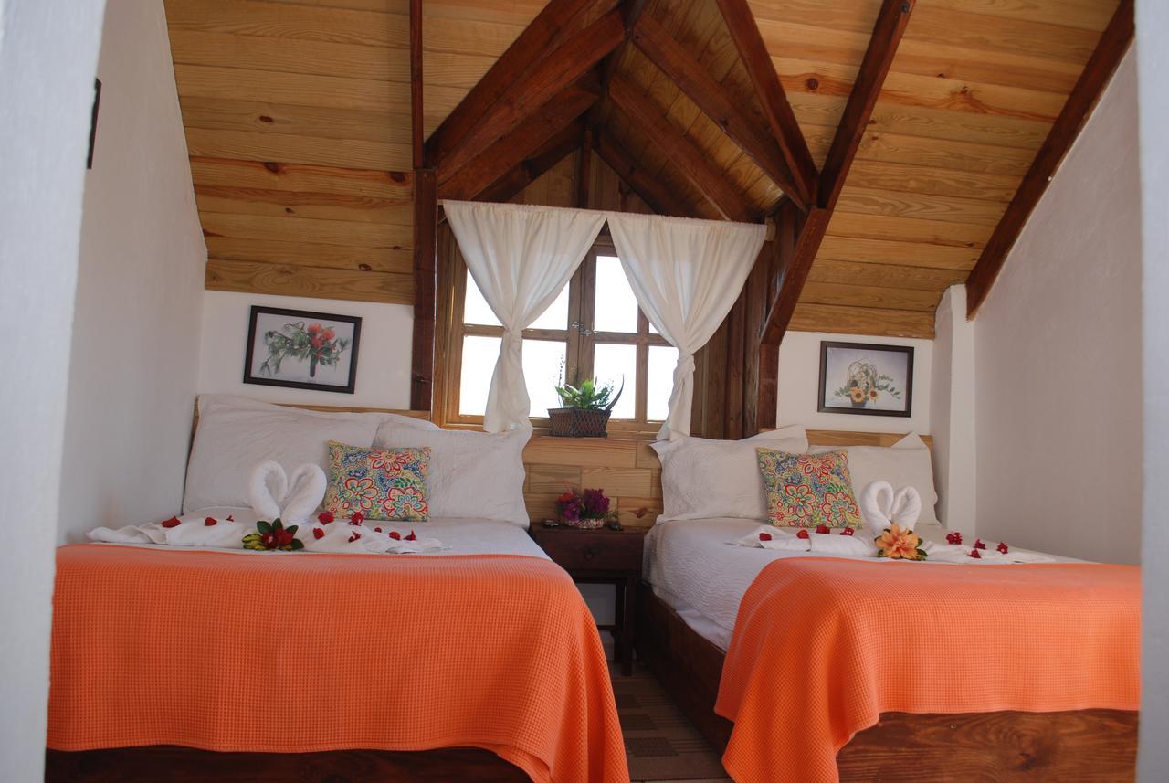 Rancho & De La Montana Hotel Constanza