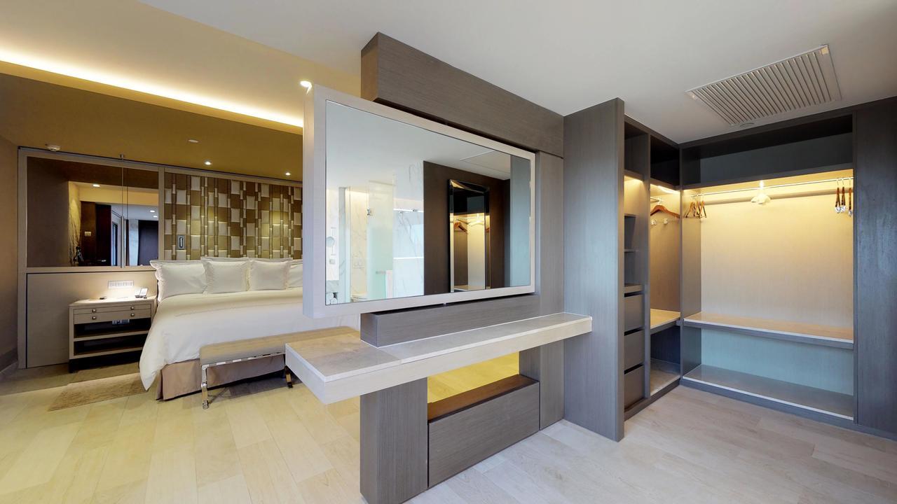 Hotel El Embajador, A Royal Hideaway 5*