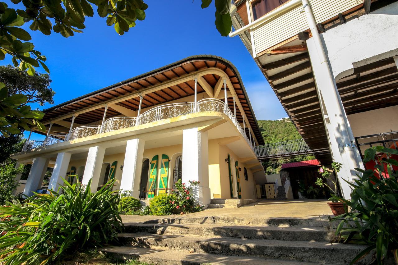 Habitation Des Lauriers Hotel