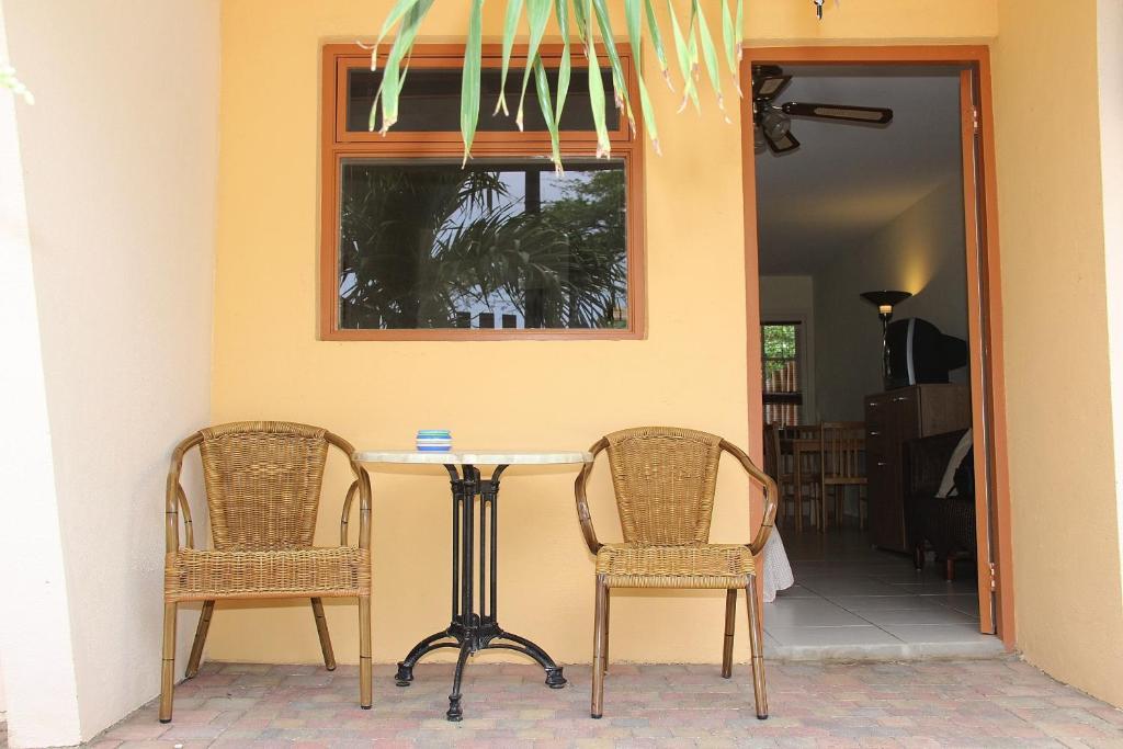Camacuri Apartment *