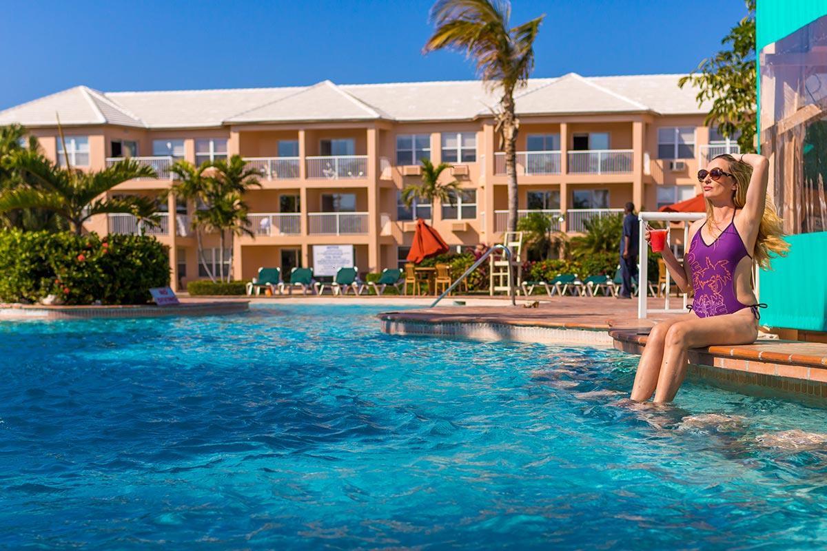 Resort Island Seas