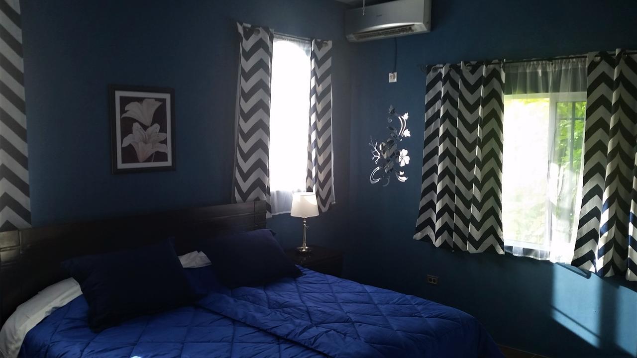 Bailey's Bed & Breakfast 2*
