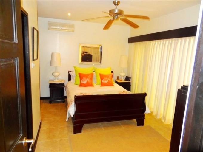 Brownes Condominium 2 *