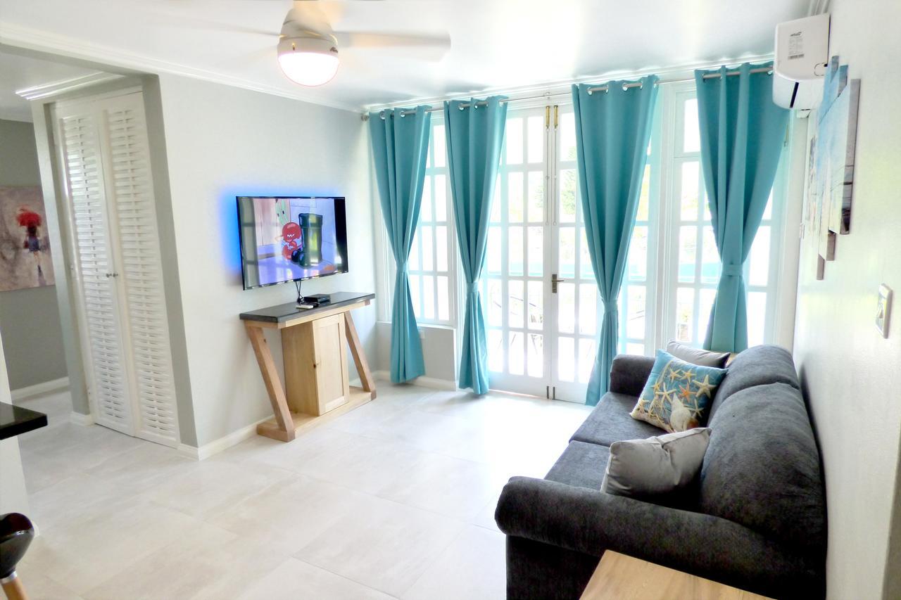 One Bedroom A22 2*