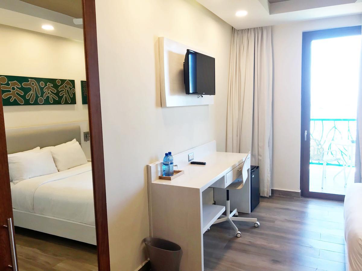 Satama Hotel 4*