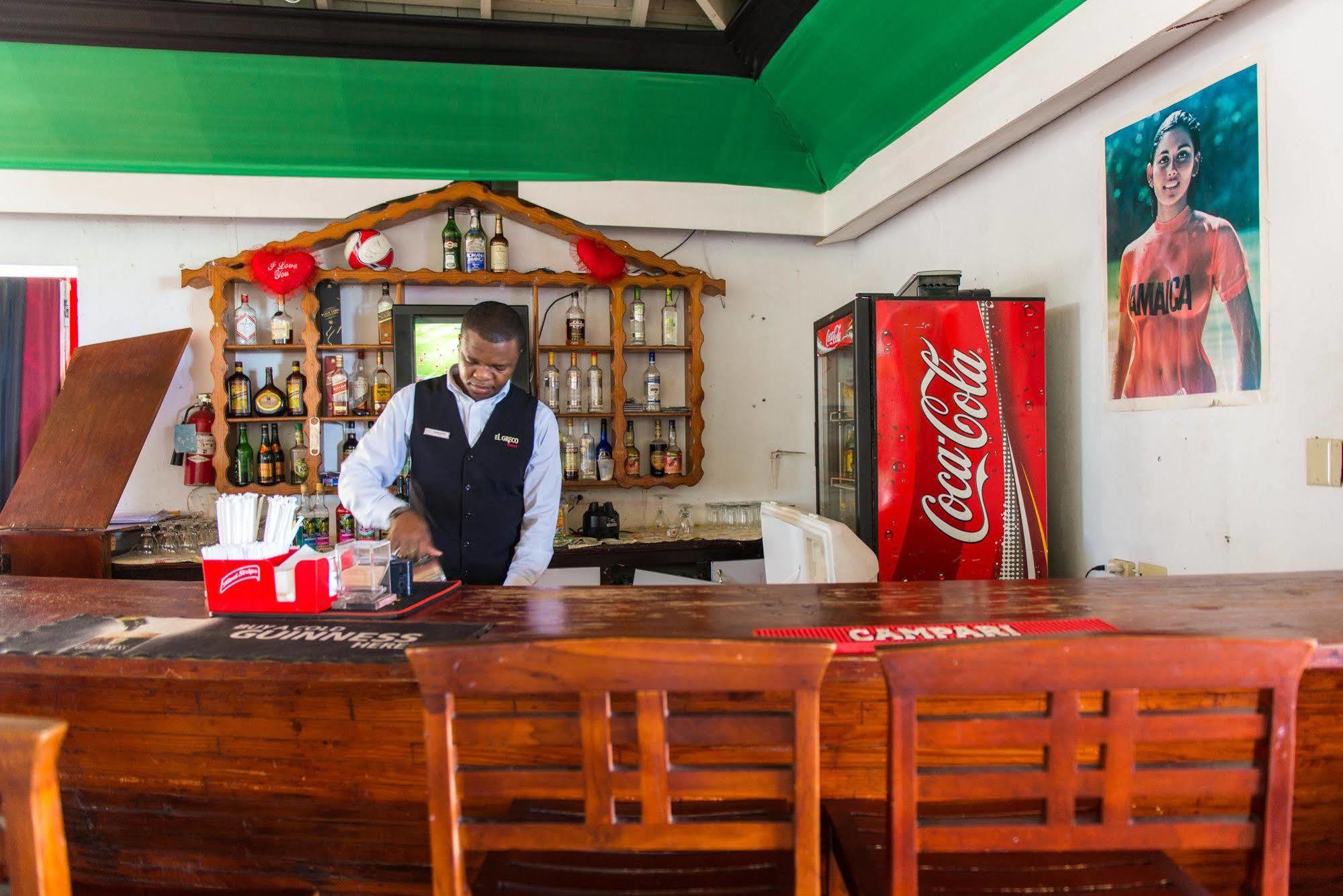 Hotel Coral Reef At Club Montego Bay