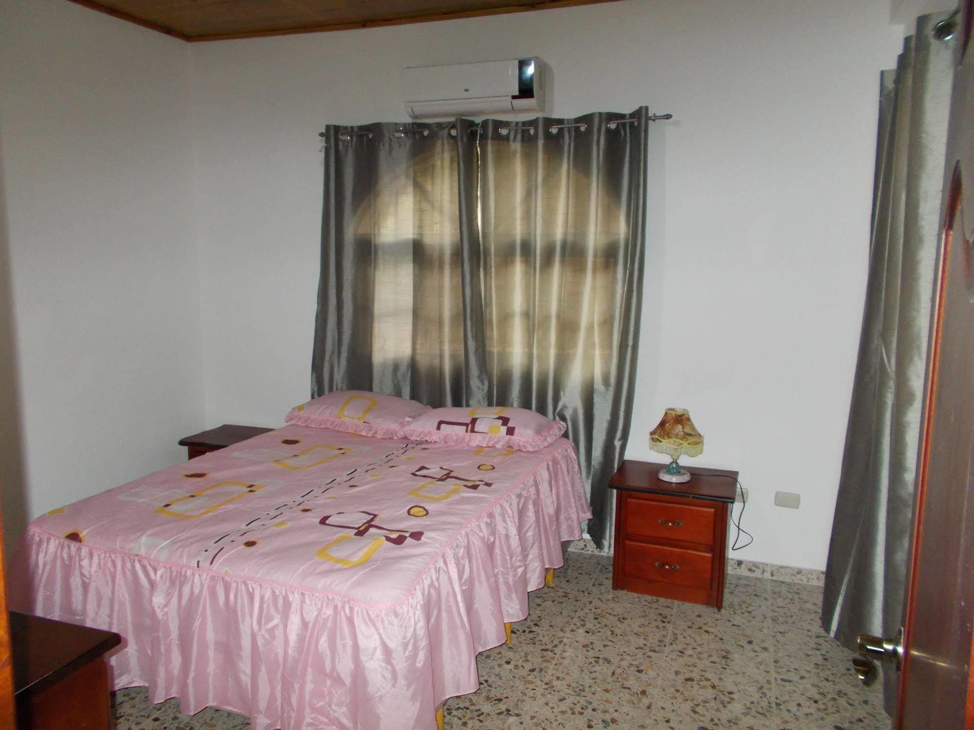 Castillo Romano Guest house Las Terrenas