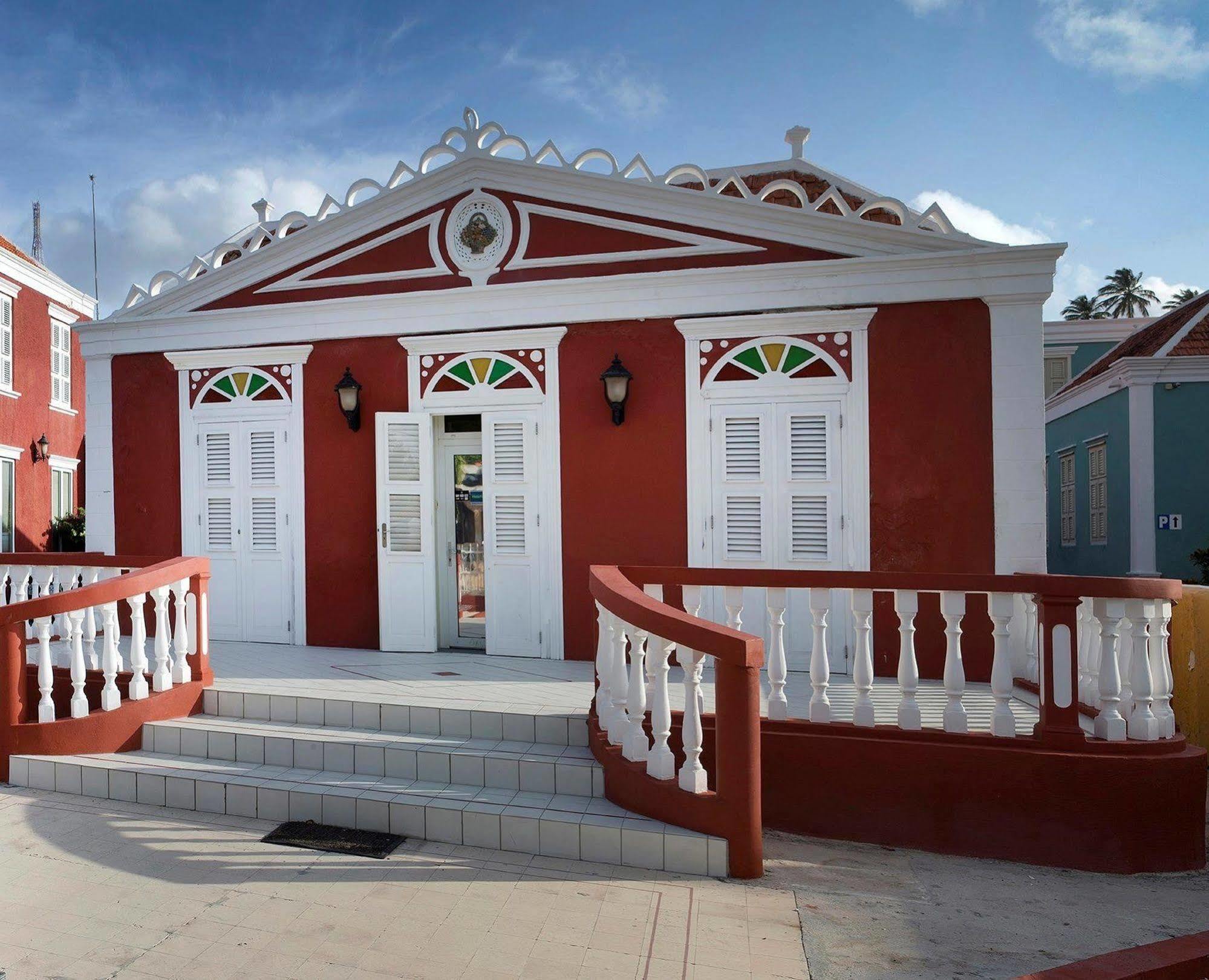 The Ritz Willemstad