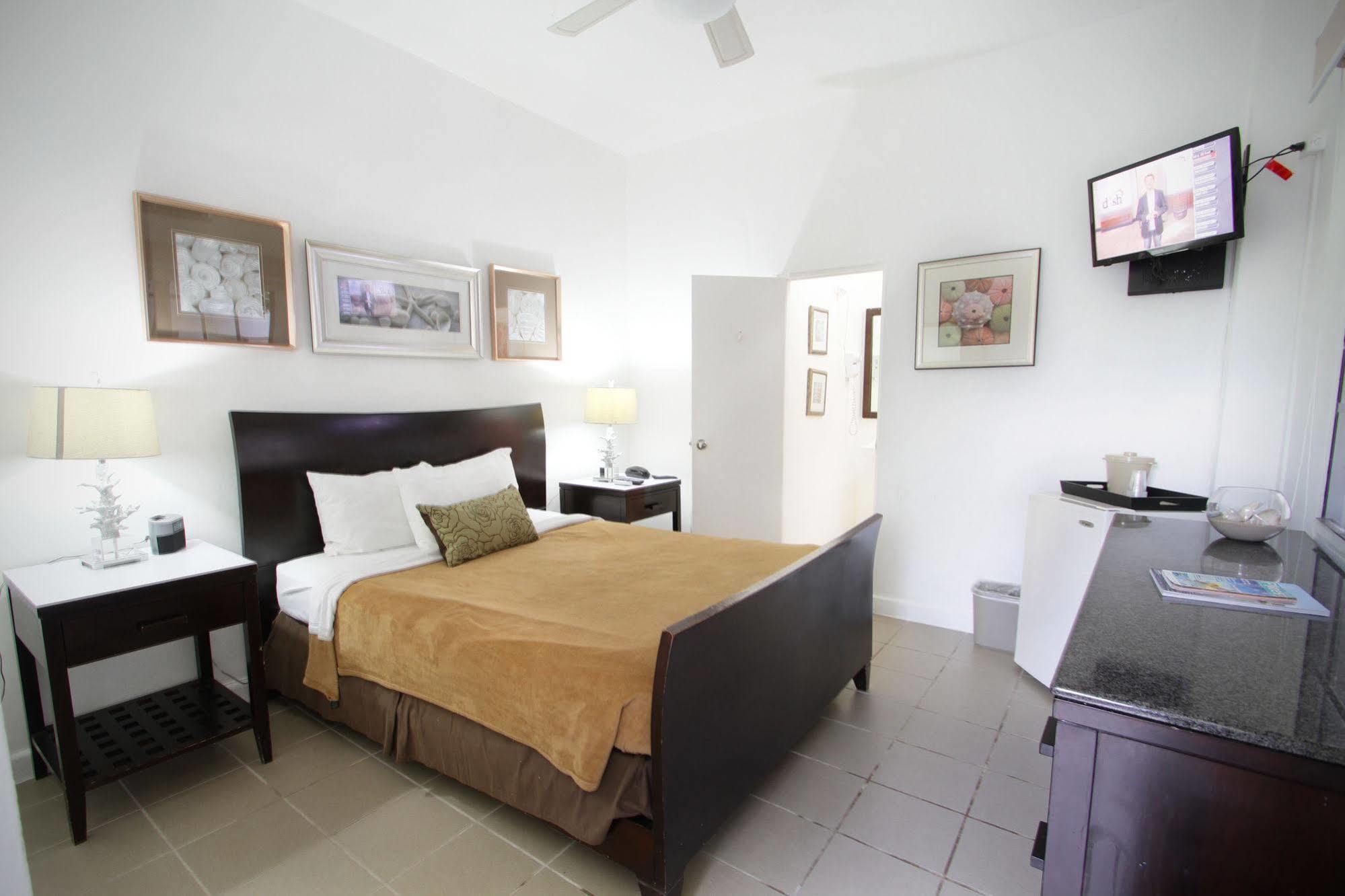 Hotel Tres Palmas 3*